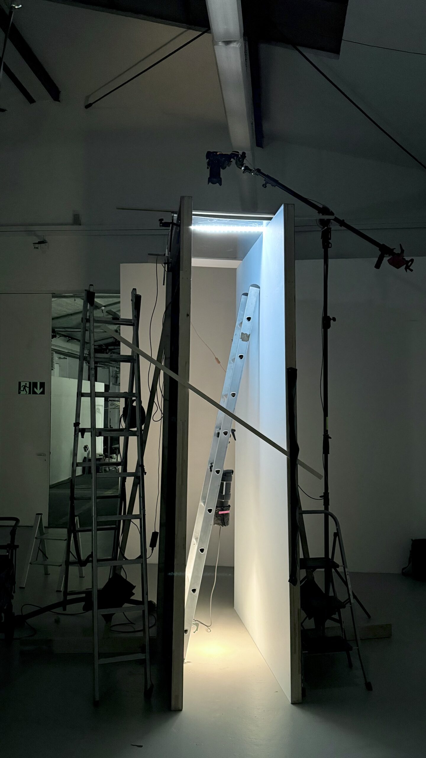 Glass_Ceiling_BTS